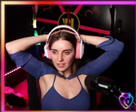 loserfruit naked|definitely flashed her bra on purpose : r/Loserfruit